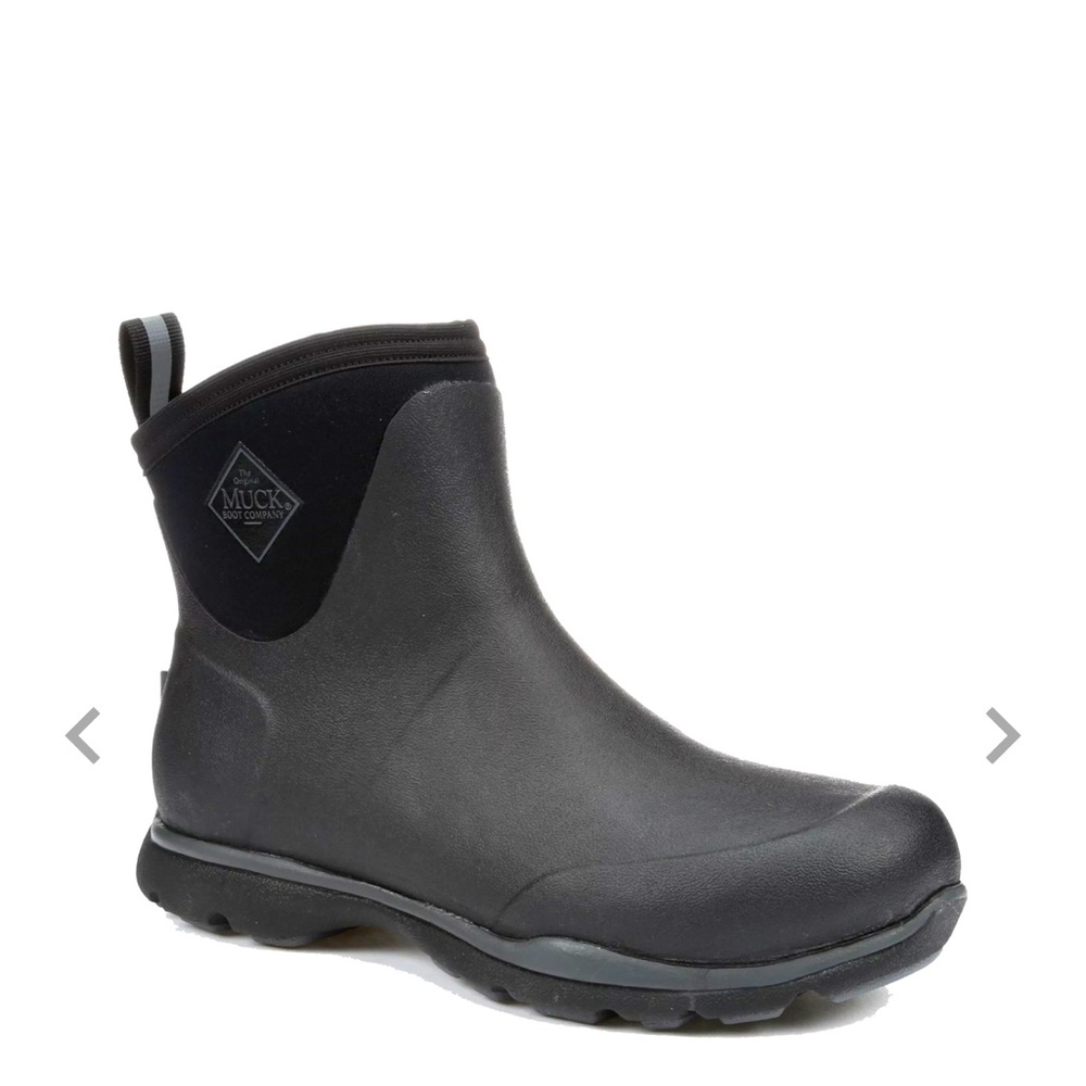 Reputable Muck Boots. Men size 10